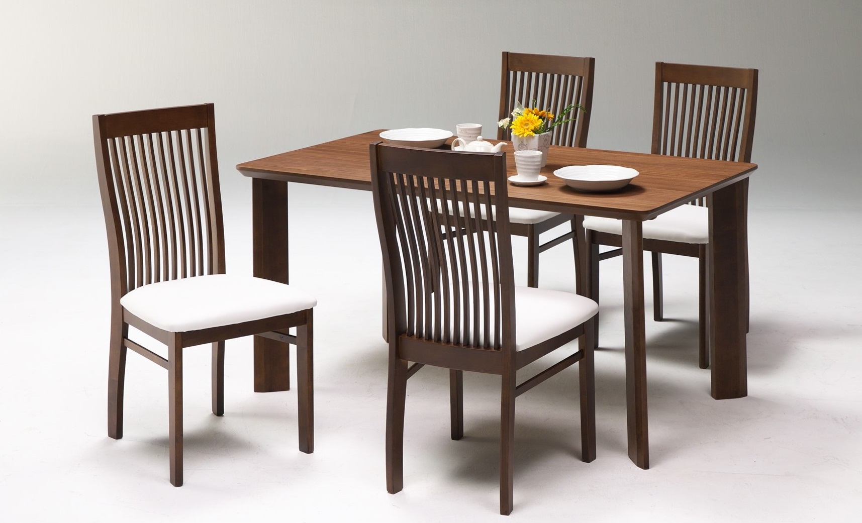 ハイバックチェアのダイニンク5点セット